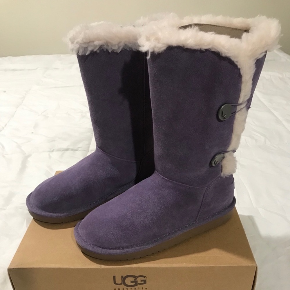 😍 UGG Purple Suede cozy Boots with Fur Trim - Picture 1 of 4